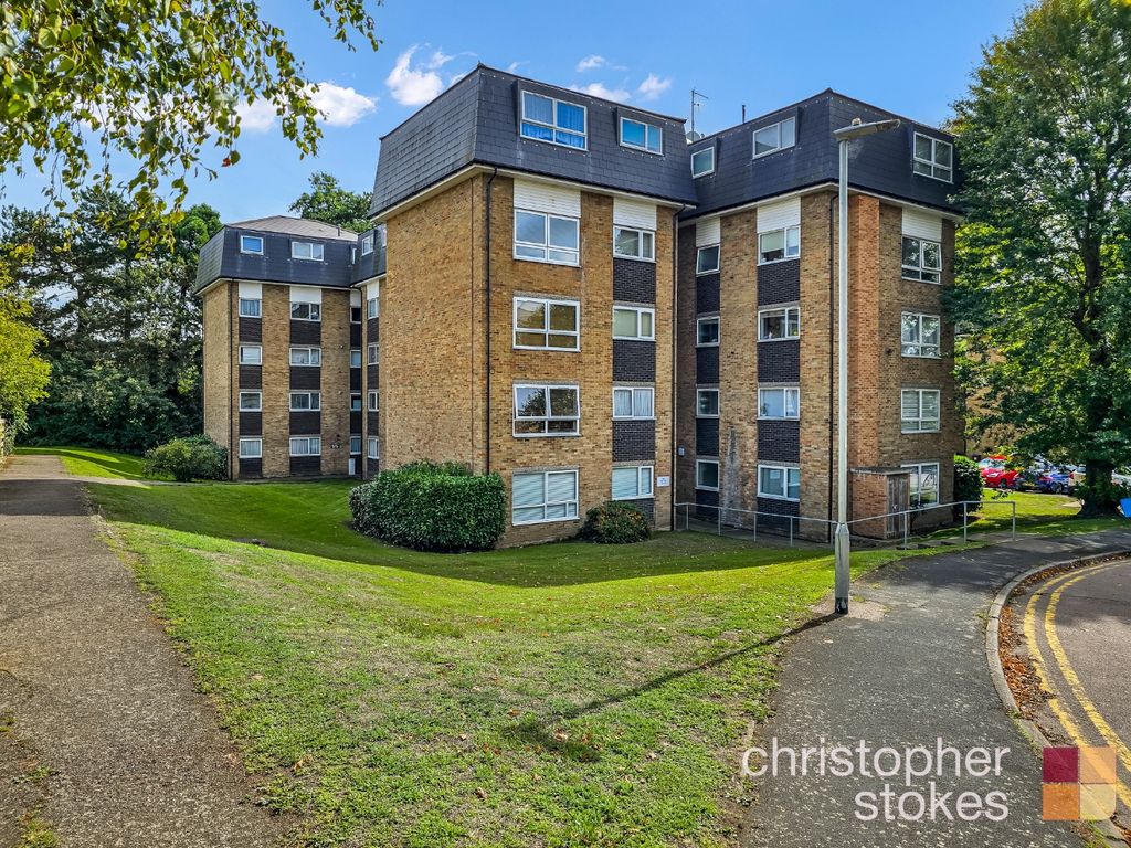 Property photo 1 of 16 4502031
