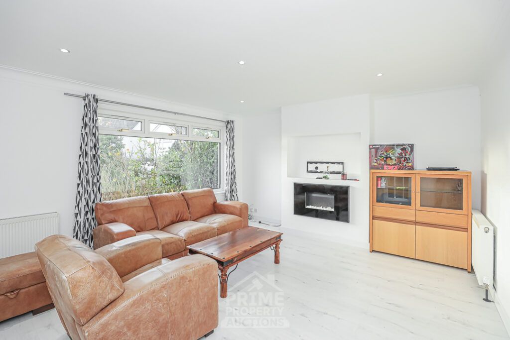 Property photo 2 of 23