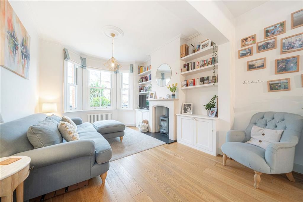 Property photo 3 of 9