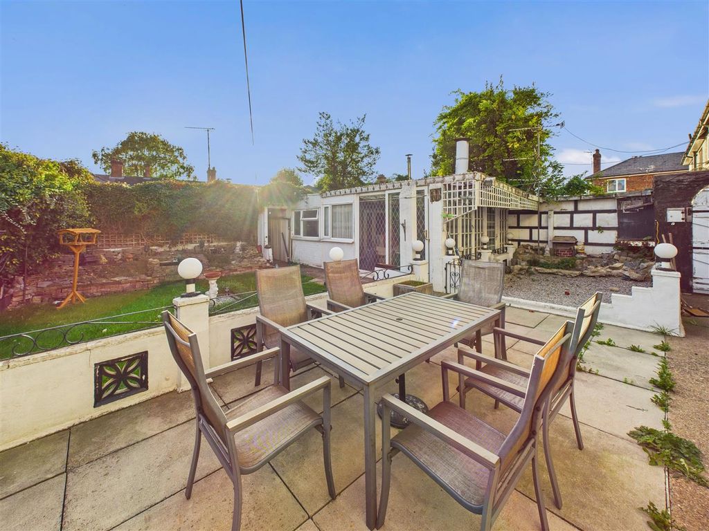 Property photo 3 of 13 Outside