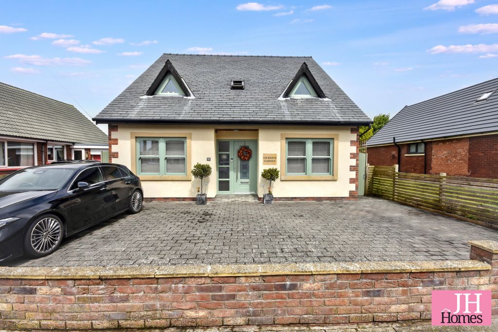 Property photo 1 of 24