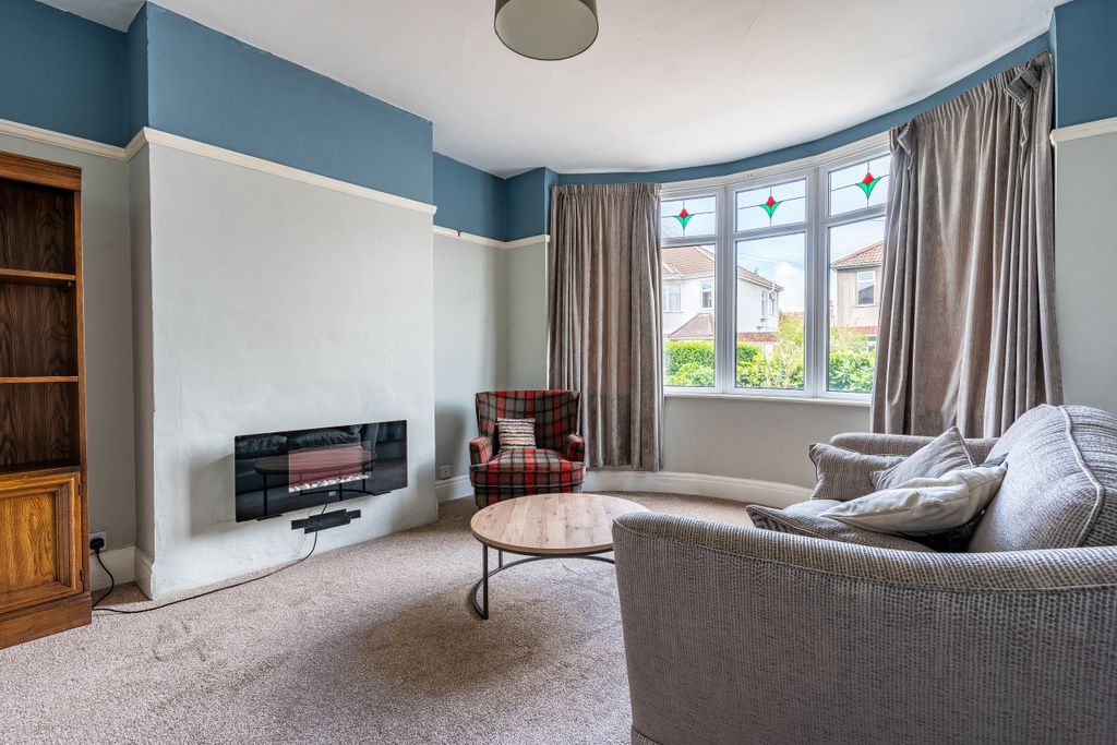 Property photo 2 of 18 2