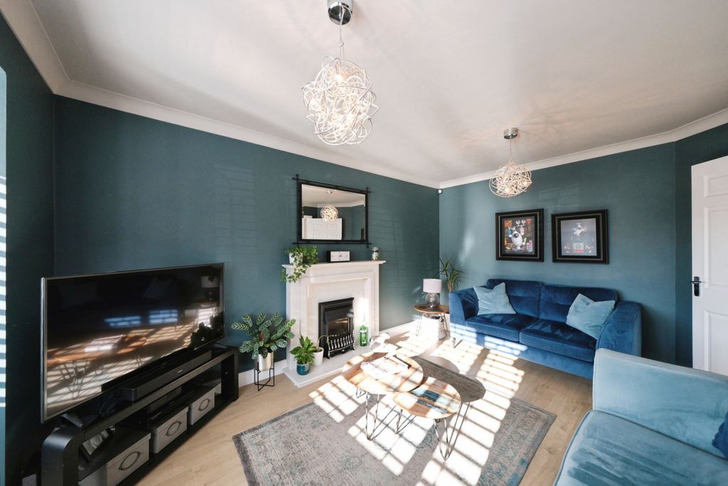 Property photo 2 of 20 Img_4964