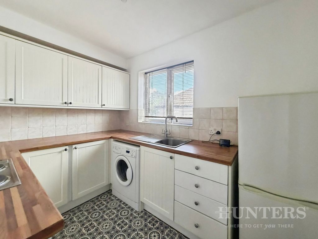 Property photo 2 of 8 Pbox-Img.Jpeg