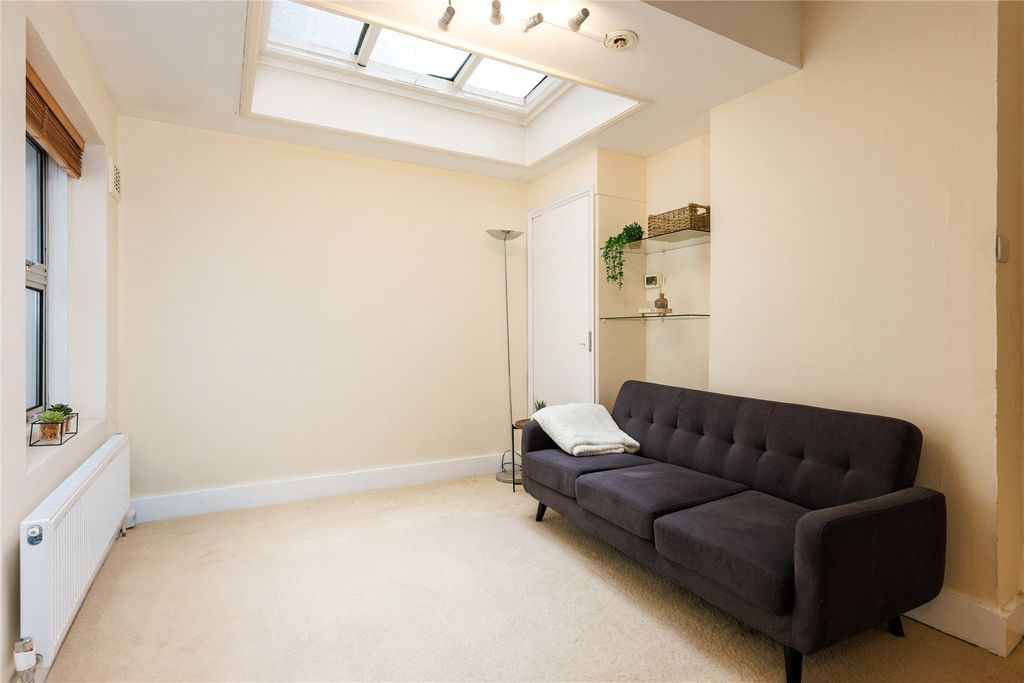 Property photo 2 of 9 Picture No. 03