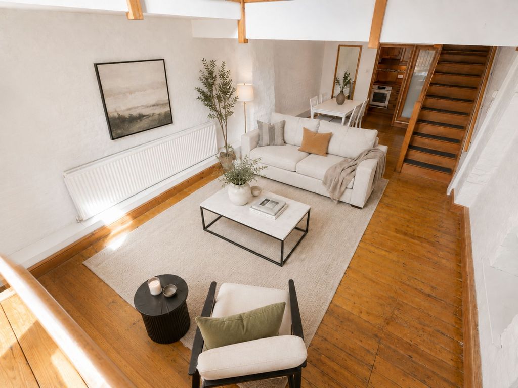 Property photo 1 of 7 Reception