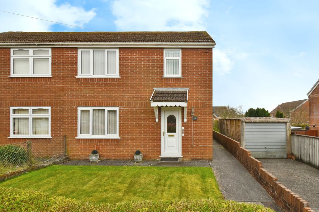 Property photo 1 of 17 Photography