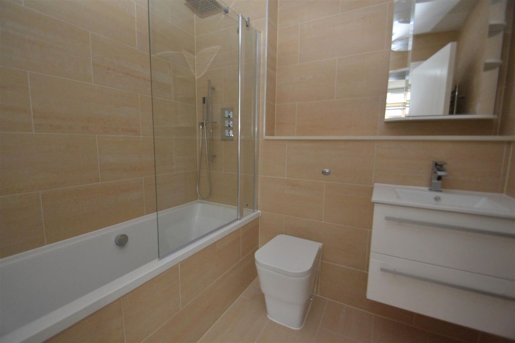 Property photo 3 of 6 106.Jpg