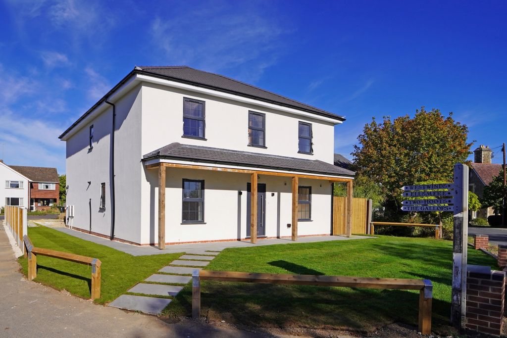 Property photo 1 of 15