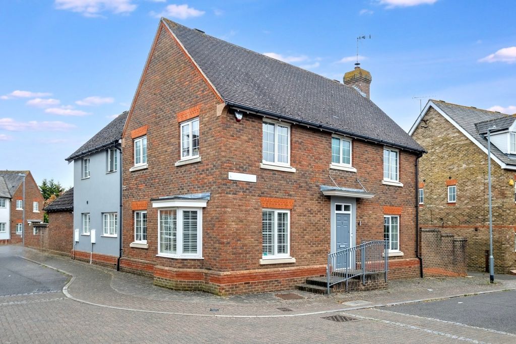 Property photo 1 of 22