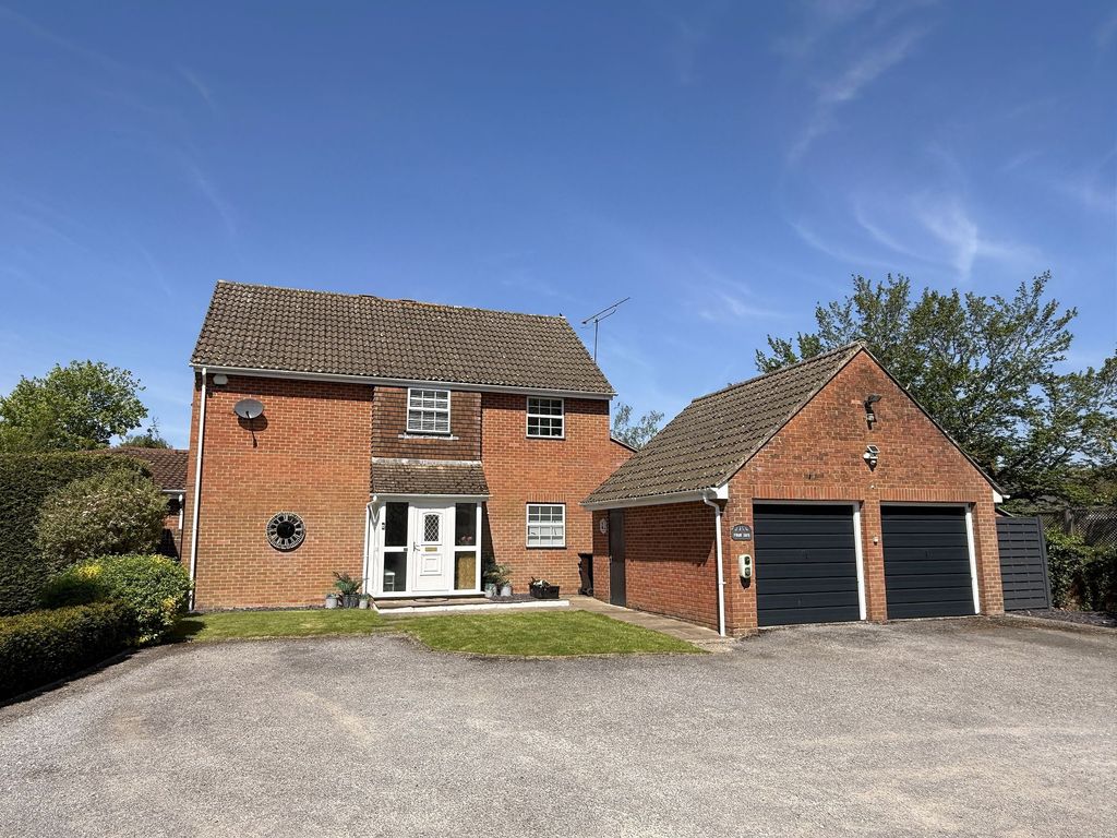 Property photo 1 of 30