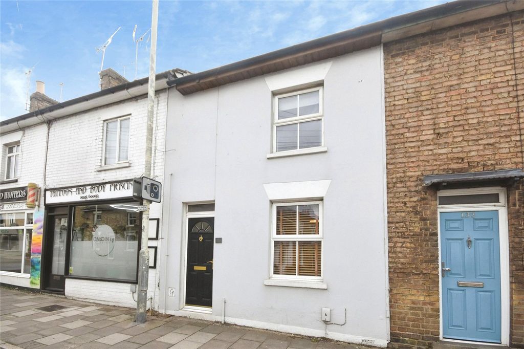 Property photo 2 of 14 Front