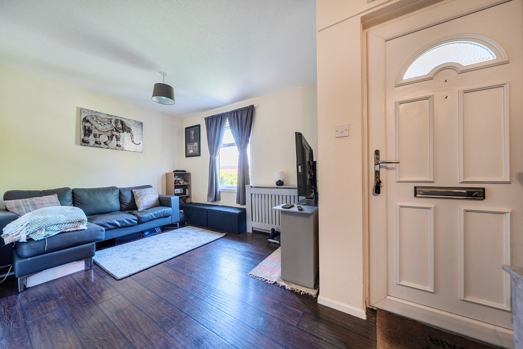 Property photo 3 of 11 14487285