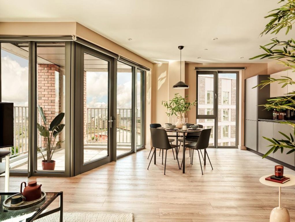 Property photo 3 of 25