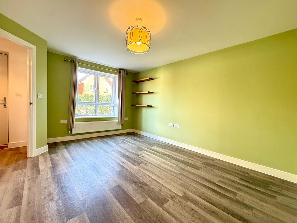 Property photo 2 of 13 Living Room