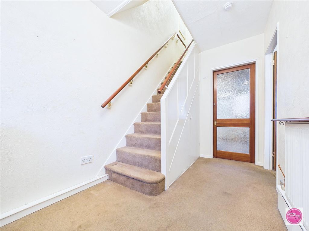 Property photo 3 of 26 Calagary Cresent (1).Jpg