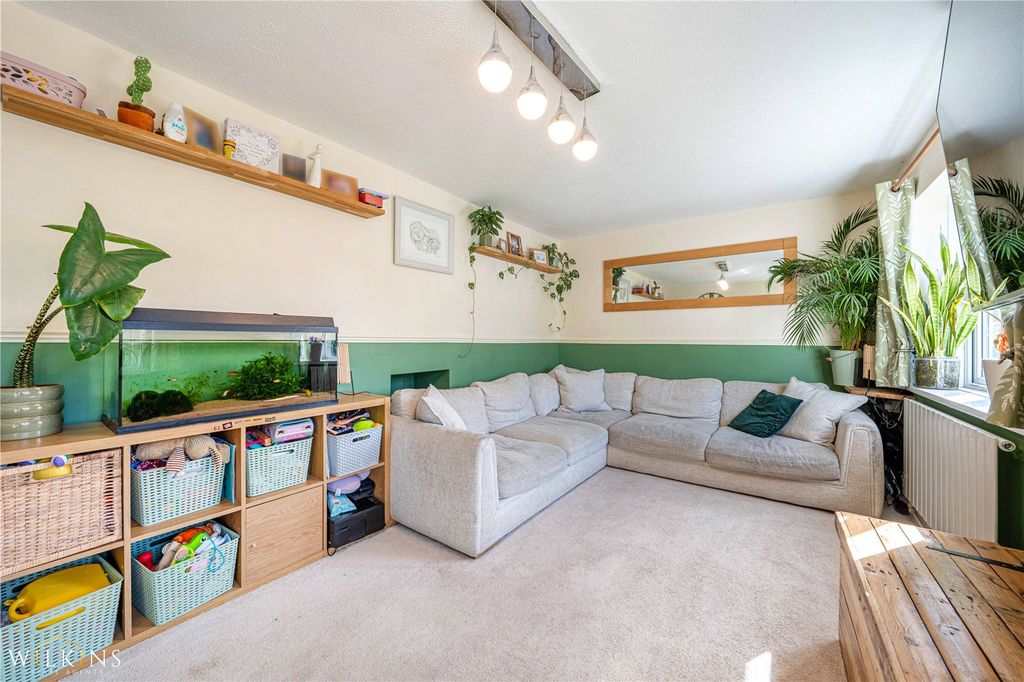 Property photo 3 of 32 Picture No. 10