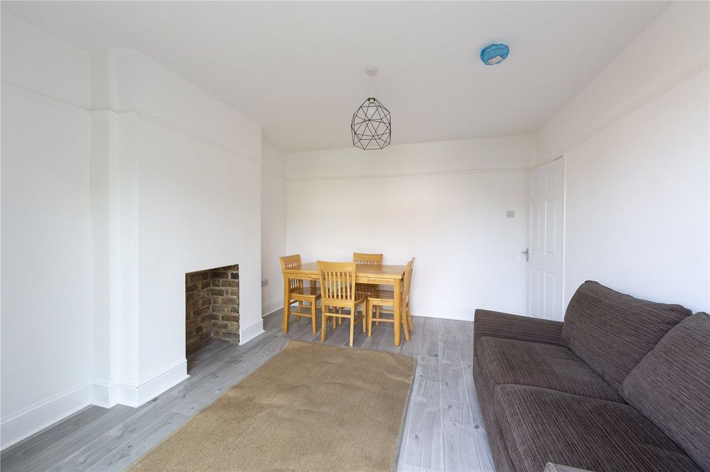 Property photo 3 of 15 Picture No. 13