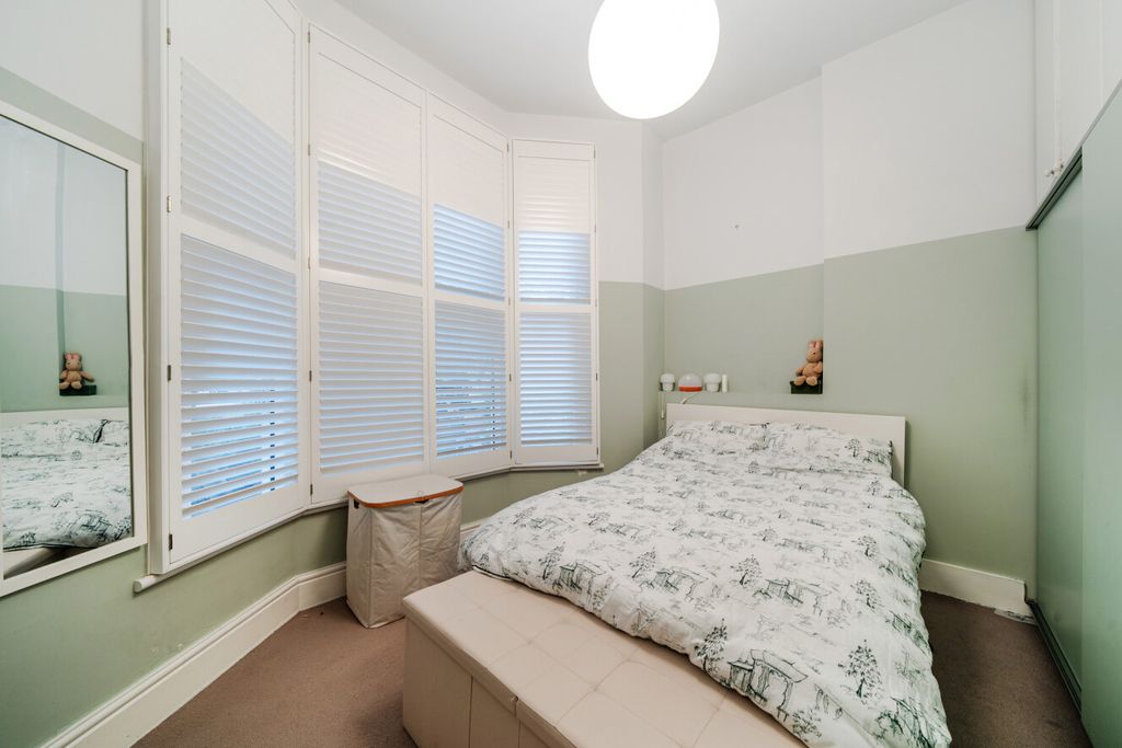 Property photo 3 of 10 1401294-7-6970B03...