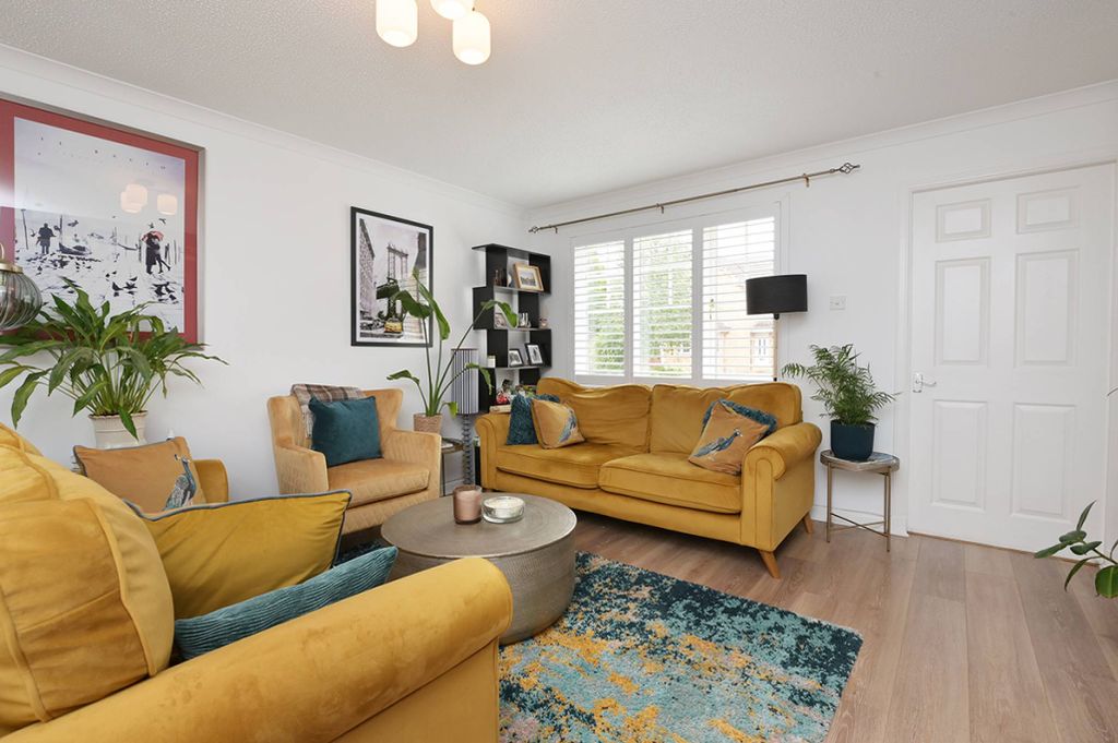 Property photo 2 of 30