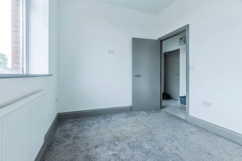 Additional image 7 of 14 bed flat for salePeter House, Peter Street, Chorley PR7