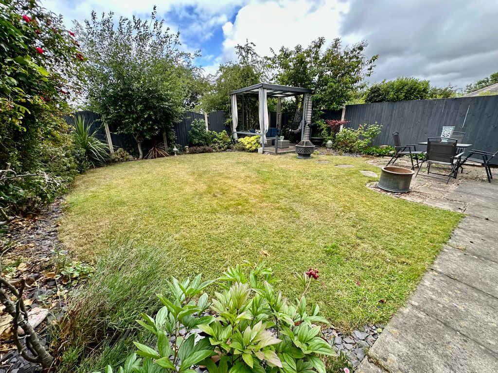 Property photo 3 of 37 Img_2770