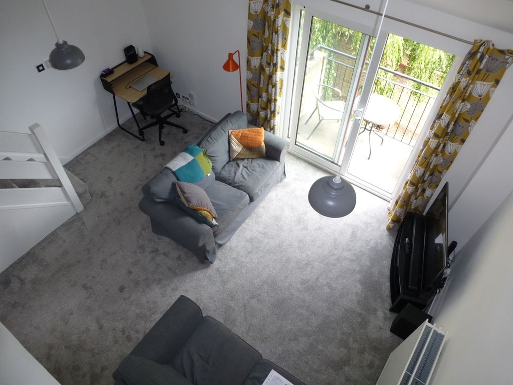 Property photo 3 of 10 5143312