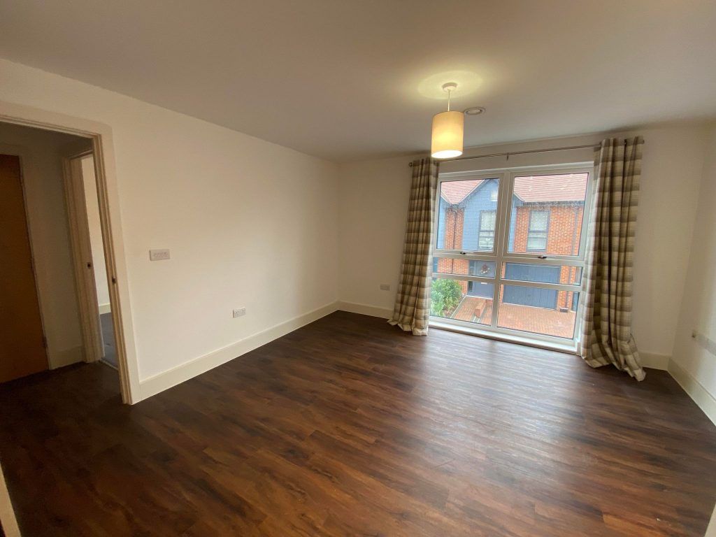 Property photo 3 of 7