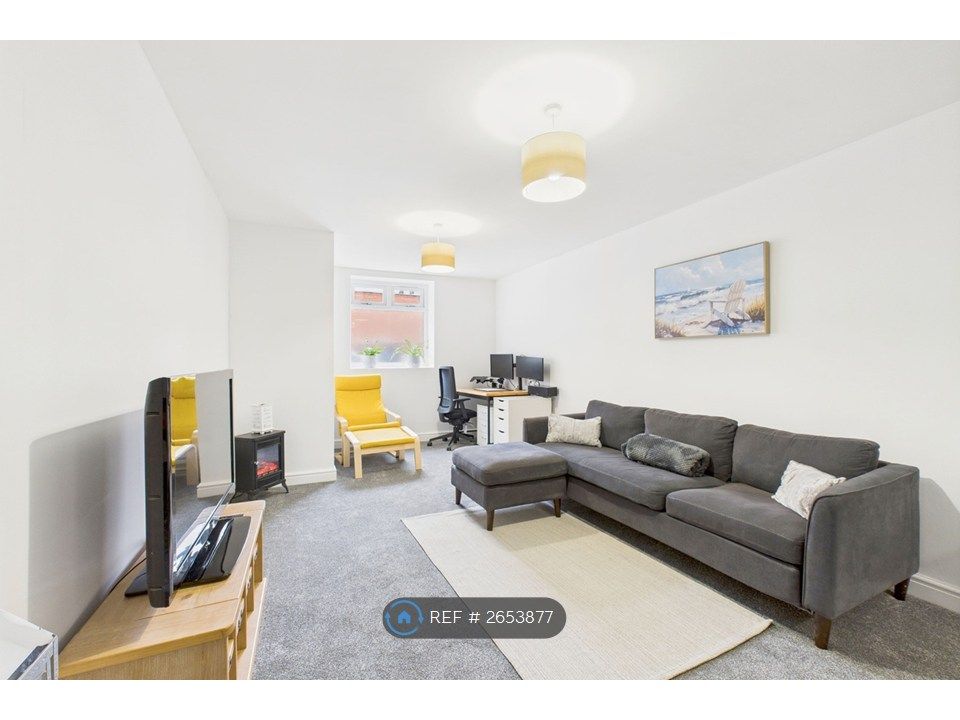 Property photo 3 of 20