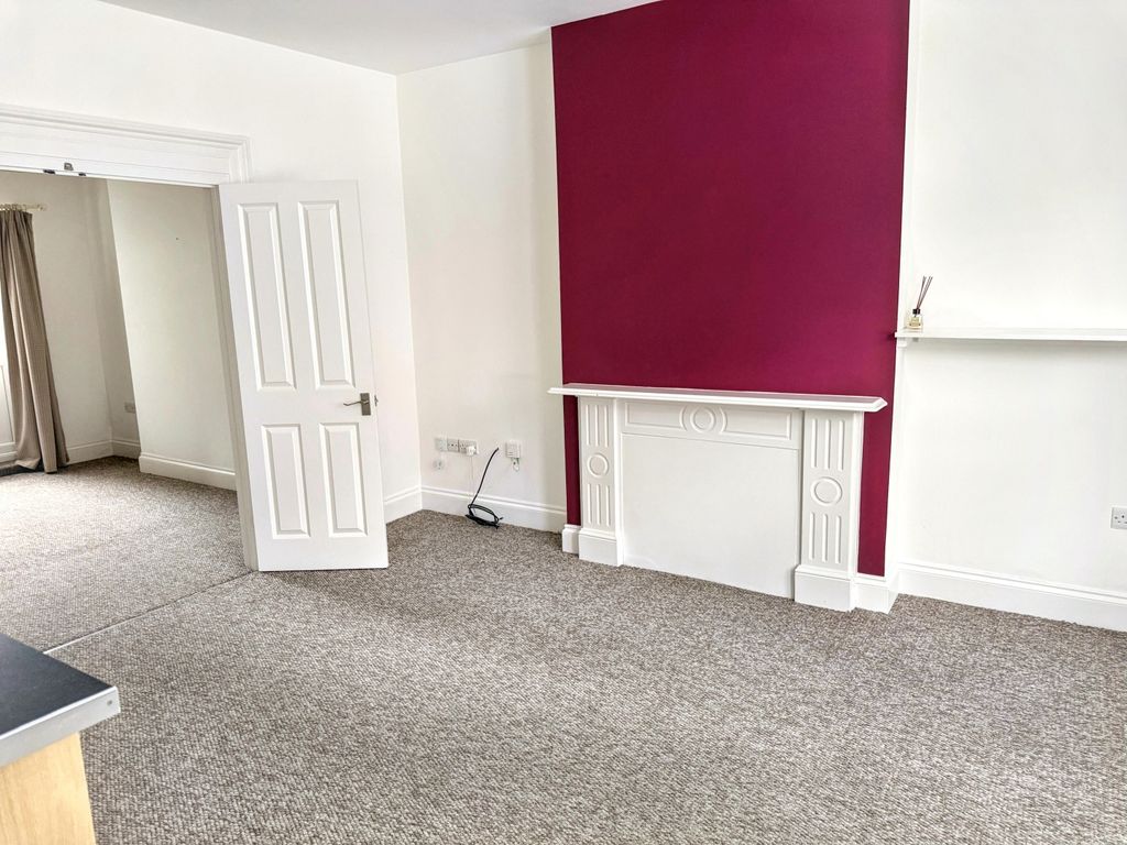 Property photo 3 of 10 Image 2