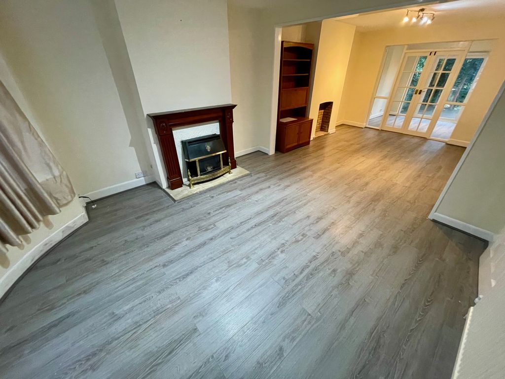 Property photo 2 of 23 Image