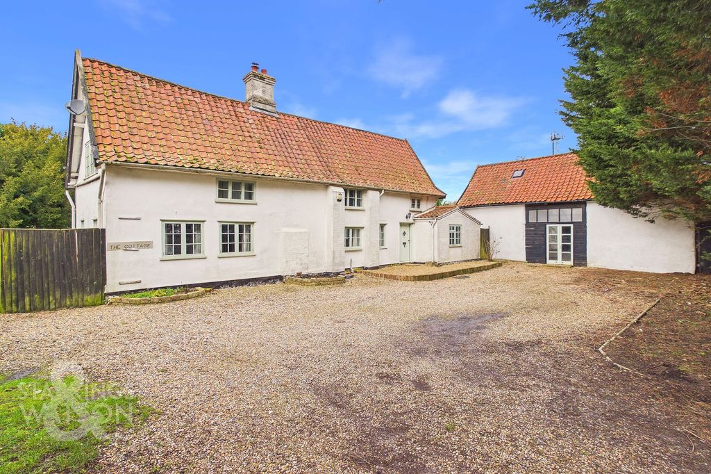 Property photo 1 of 38