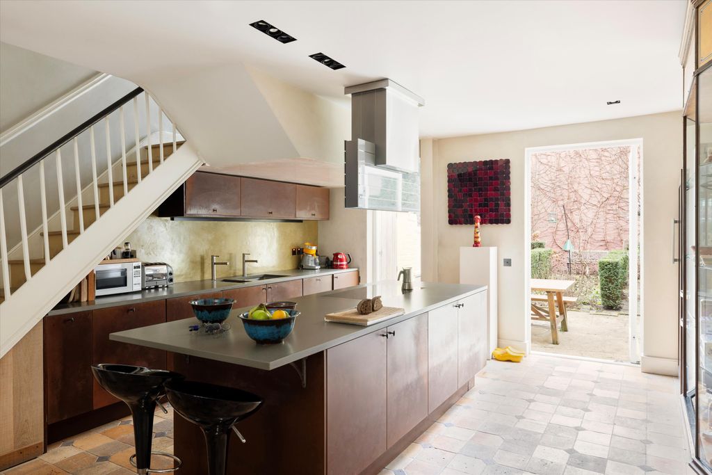 Property photo 1 of 28 Image