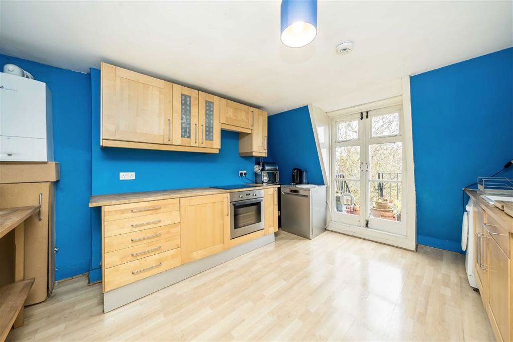 Property photo 3 of 8
