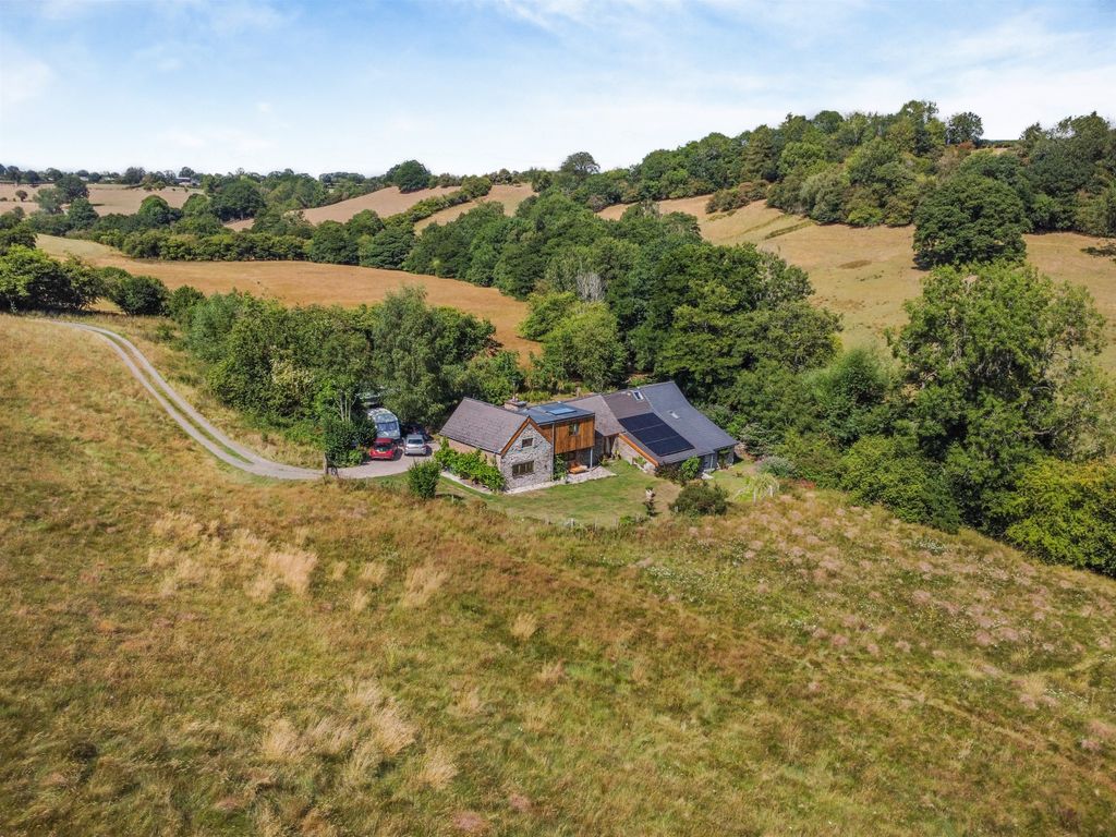 Property photo 2 of 46