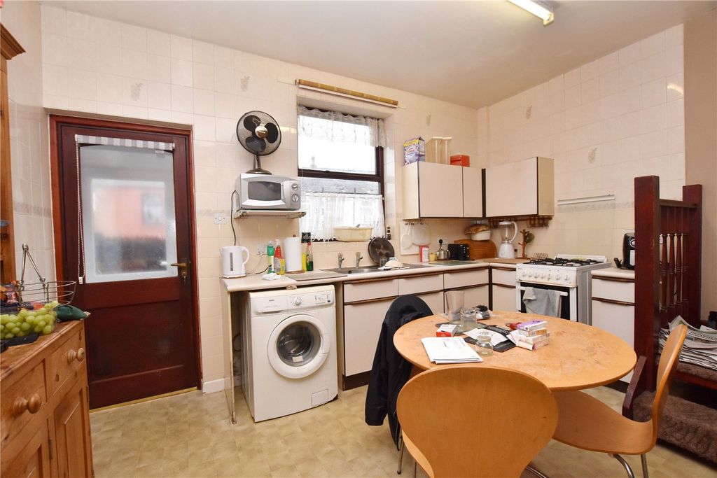Property photo 2 of 8 Picture No. 07