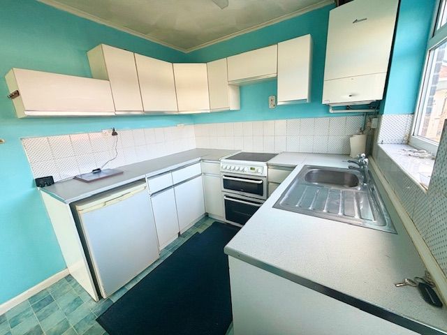 Property photo 2 of 15 Kitchen