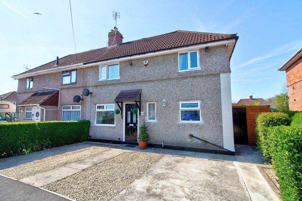 Property photo 2 of 19