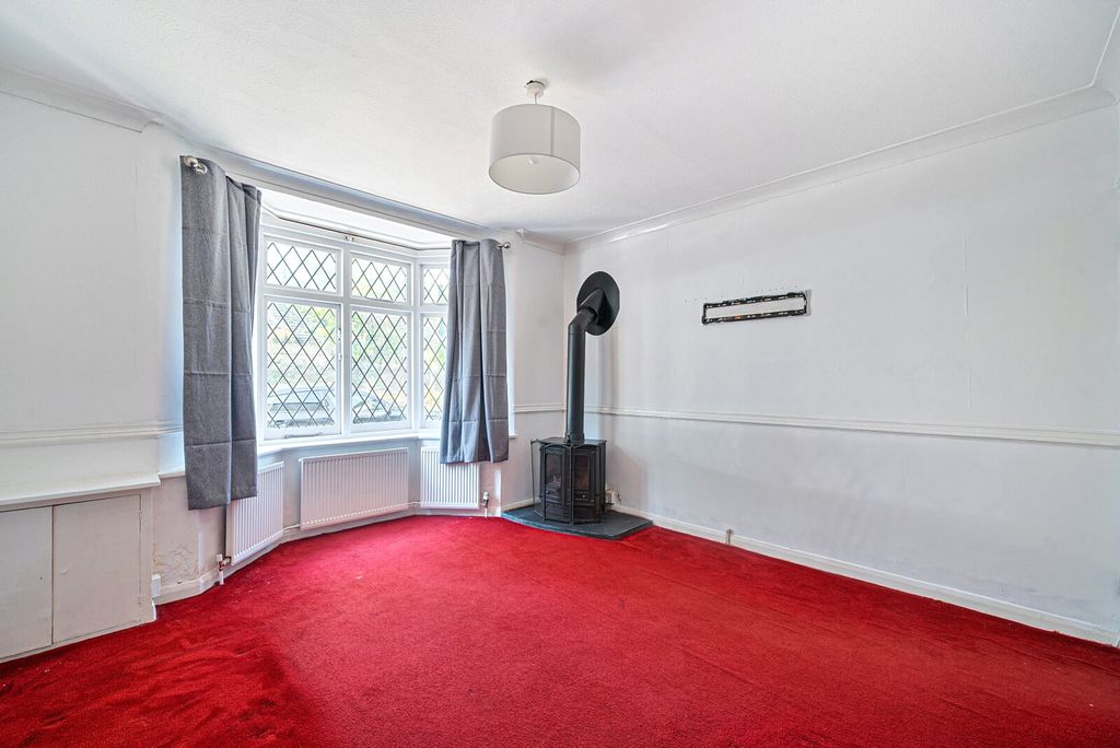 Property photo 2 of 24 Picture No. 14