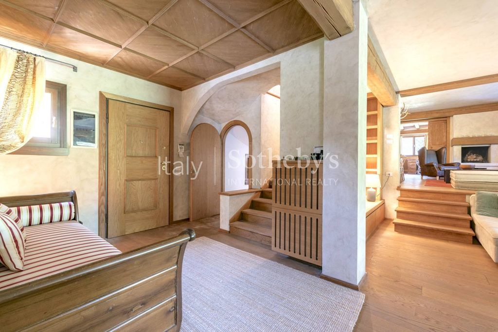 Property photo 3 of 24