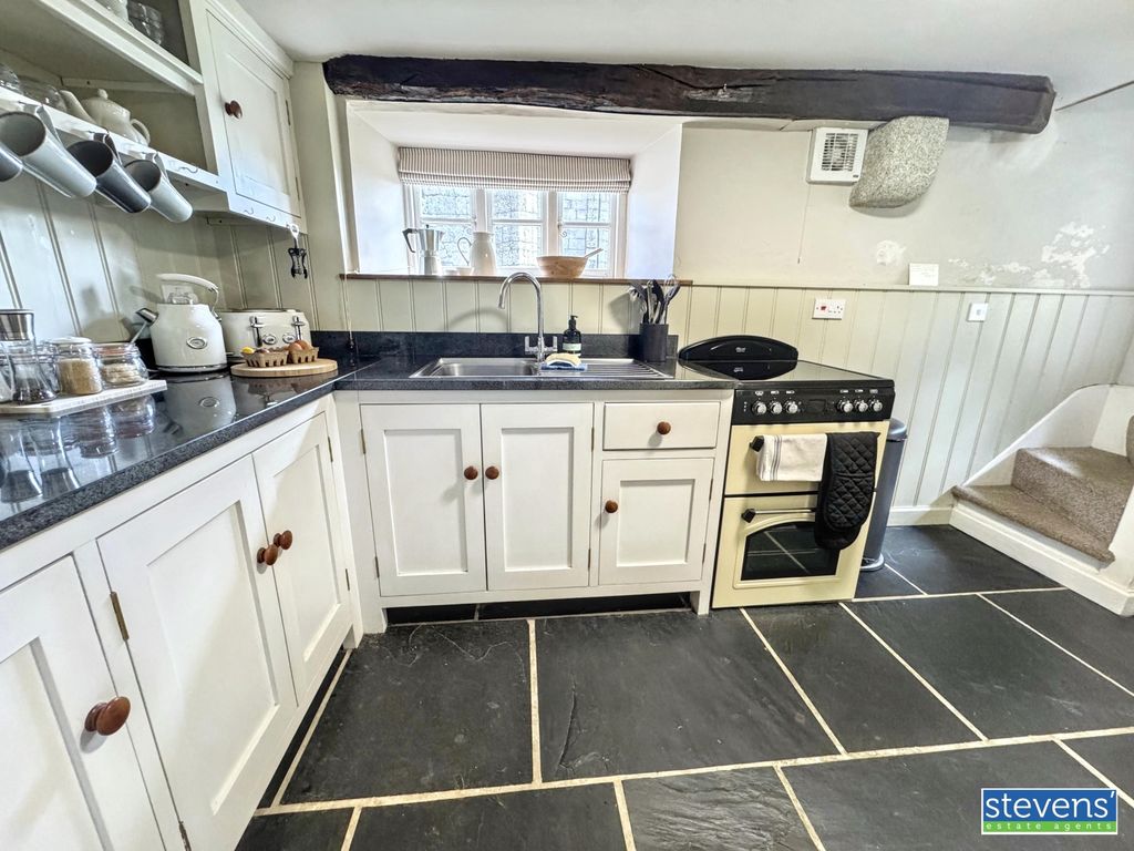 Property photo 2 of 10 Img_3725