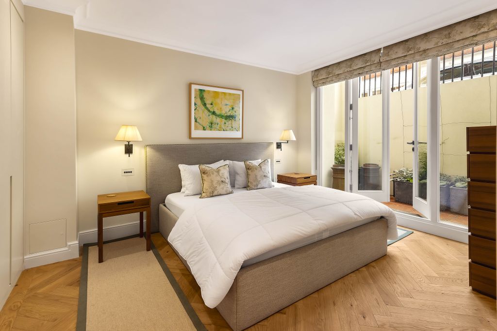 Property photo 3 of 4