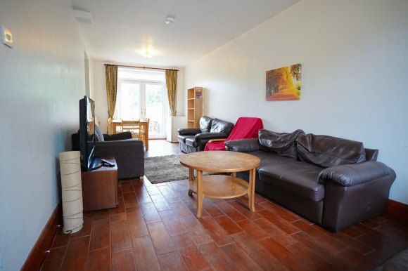 Property photo 2 of 14 9697208.Jpg