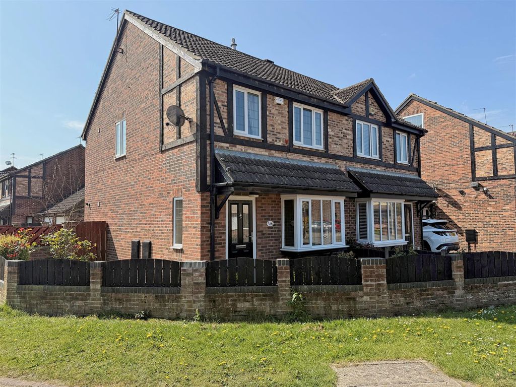 Property photo 1 of 18