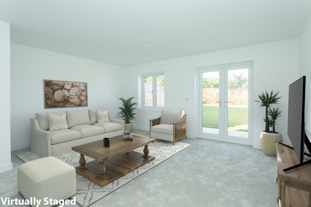 Property photo 3 of 19 Virtually Staged
