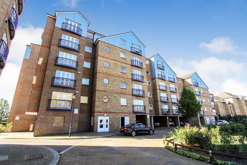 Property photo 1 of 11 4962572