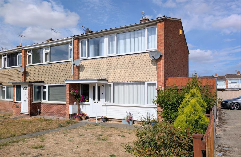 Property photo 1 of 15