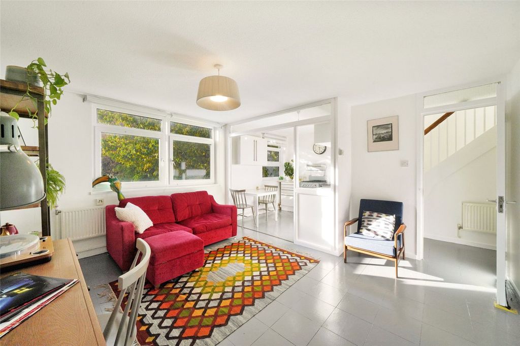 Property photo 1 of 14 Picture No. 16