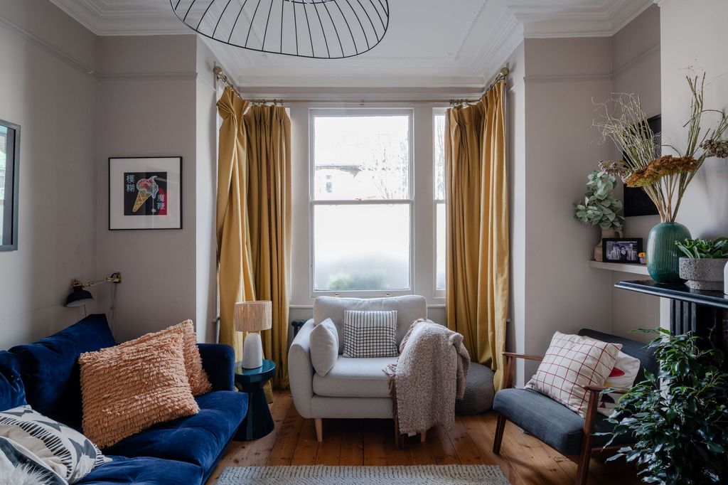 Property photo 3 of 43