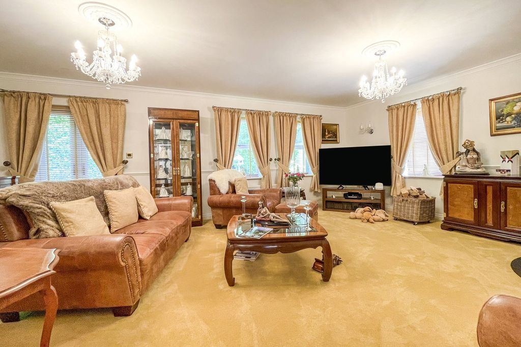 Additional image 9 of 6 bed detached house for saleJellicoe Road, Manadon Park, Plymouth PL5